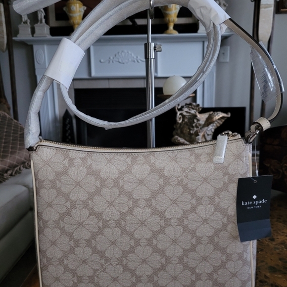 Kate Spade Beige Floral Crossbody Bag NWT - Picture 2 of 7